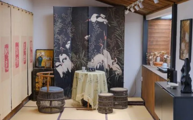 Dali Monet's Garden Retro Homestay