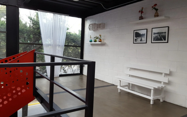 Cozy Loft with Balcony