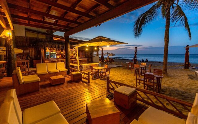 Hotel Del Wawa Beach Front