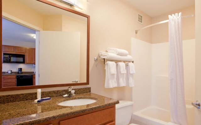 Candlewood Suites Rockford, an IHG Hotel