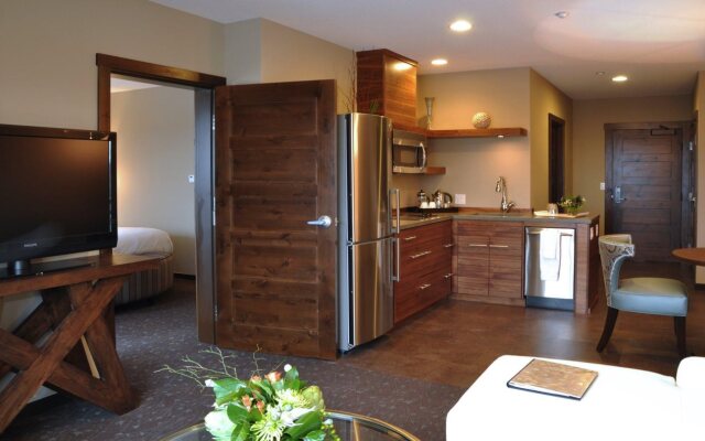 The Oxford Hotel Bend