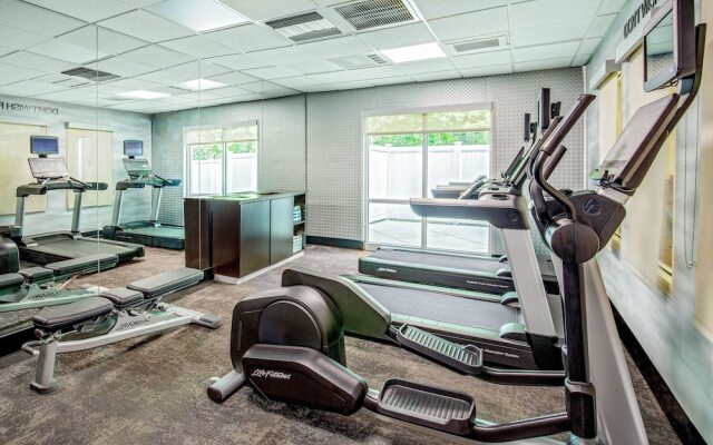 Fairfield Inn & Suites Brunswick Freeport