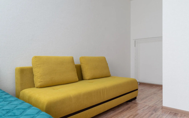 ТутЖивут на улице  Героя Владислава Посадского 16/1