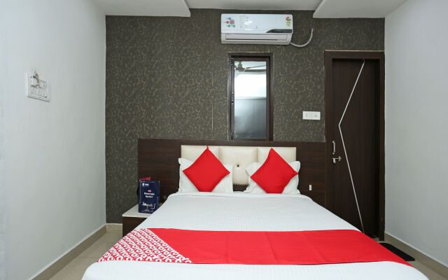 OYO 11943 Hotel Yugantar Palace