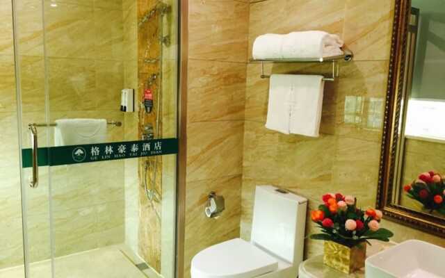 GreenTree Inn Shanwei Haifeng County South Sanhuan Road Hotel