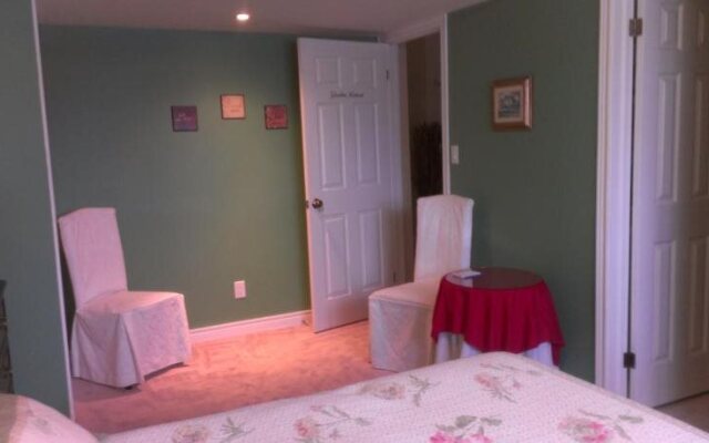 A Lil' Bit of Eden Bed and Breakfast