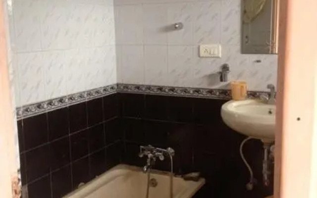 R S Guest House