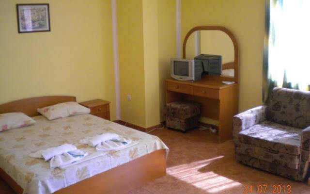 Standard Double Room in Dafinka Guest House