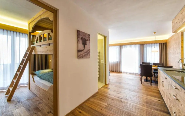 Alma Mountain Residence