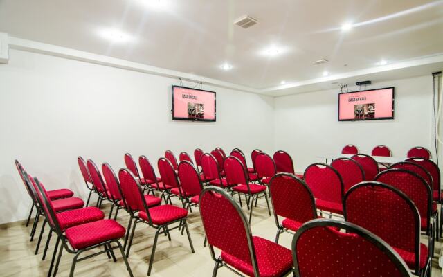 Parque 63 Hotel
