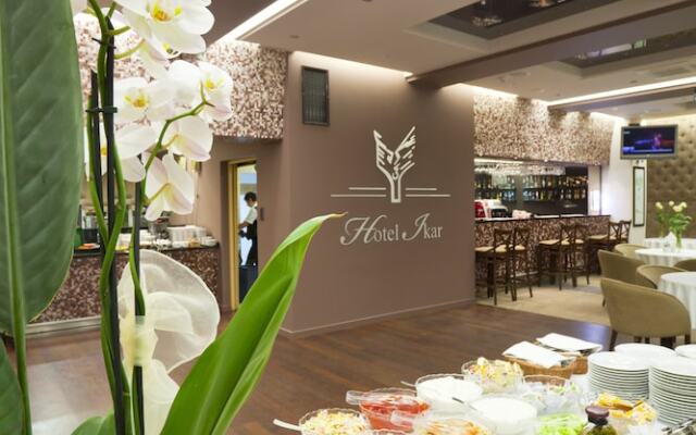 Ikar Hotel