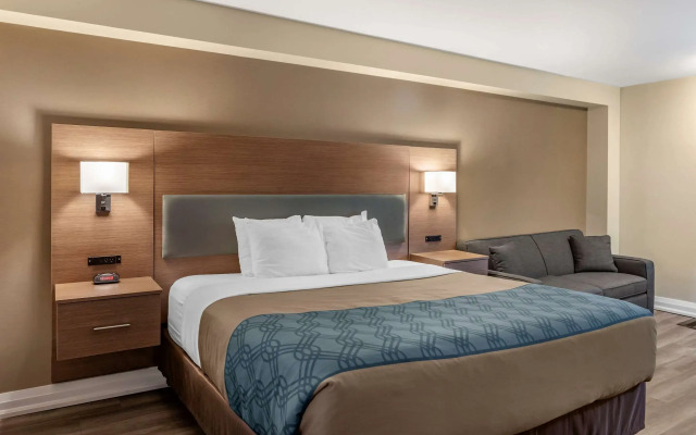 EconoLodge Downtown Toronto