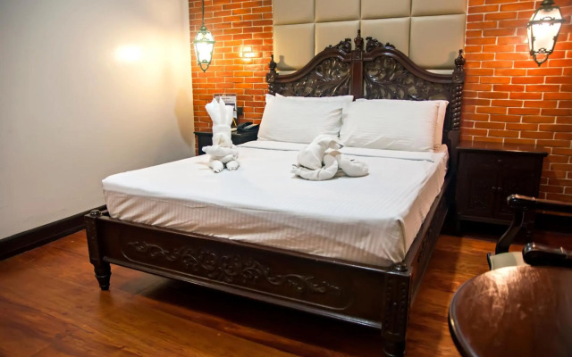 Vigan Plaza Hotel