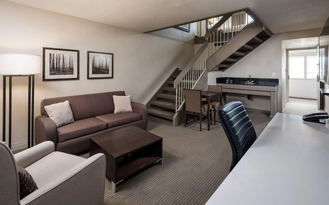 Delta Hotels by Marriott Calgary South