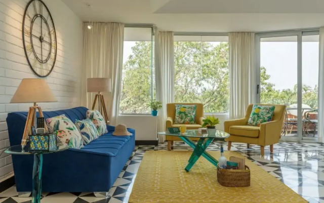 El Arbol by Hireavilla-2br w Rooftop Pool in Nerul