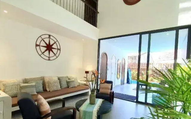 Sunrise Ocean Villa 4BR- Hoi An