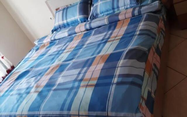 Cozy 2 bedroom /1 Bath Apartment/Tirana