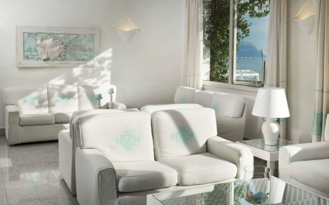 Gabbiano Azzurro Hotel & Suites