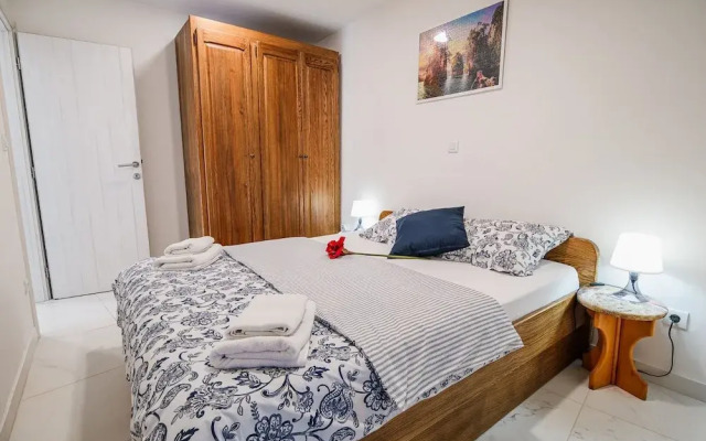Sleek and Stylish Umag Apartments With Sea View
