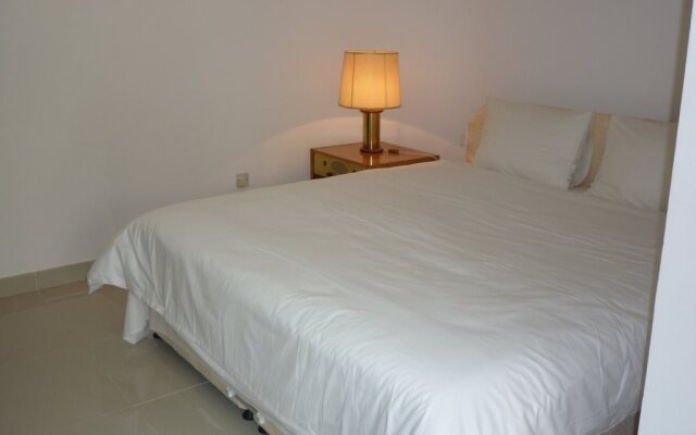 Qurum Beach Hotel