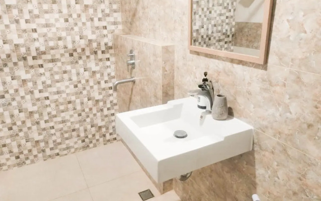 Gorgeous And Homey 1Br Mataram City Apartment