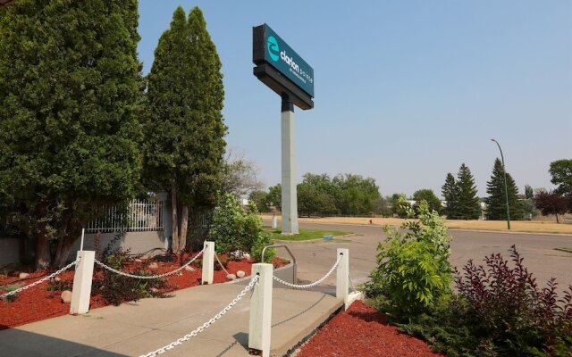 Clarion Pointe
