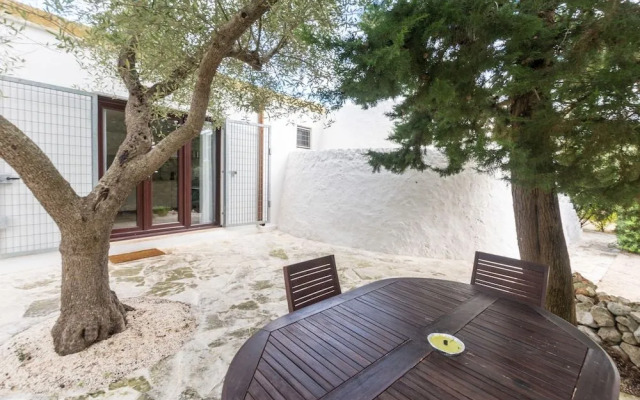 Trullo Pietra Antica