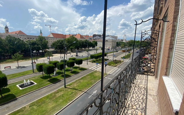 Center of Budapest Apartment 3