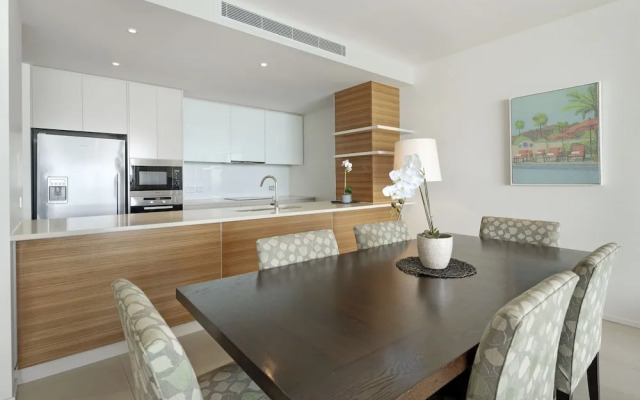 Unit 80 3 B/R Lux Ocean View