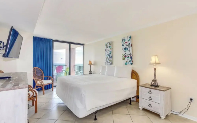 Palms Resort 1502