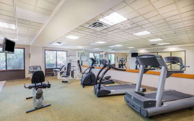 La Quinta Inn & Suites by Wyndham Garden City