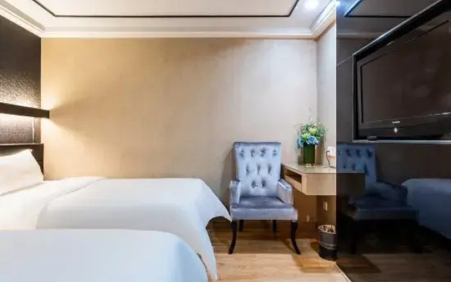 Mandolon Hotel (Shenzhen Liantang Metro Station Store)