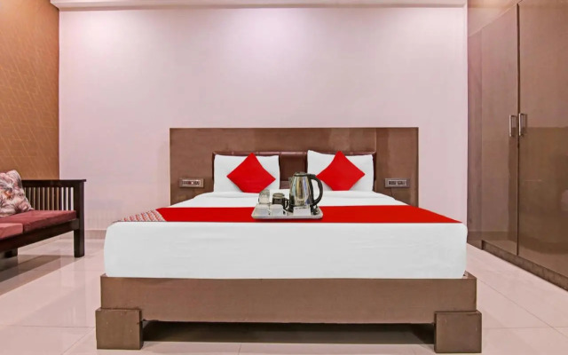 Collection O 70258 Hotel Wall Street