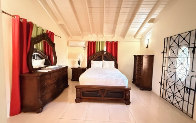 5 Bedroom Haven in Draxhall