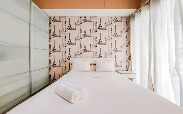 Cozy And Minimalist Studio Room Paramount Skyline Apartment