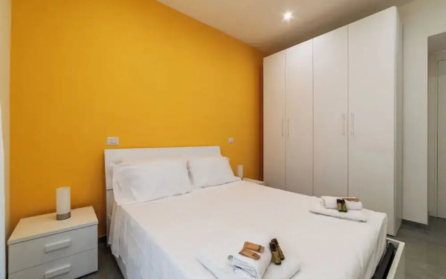 JOIVY Delightful 3-bed Flat with Balcony