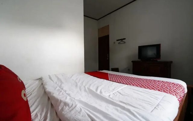 OYO 93248 Villa Syariah Astuti Lestari