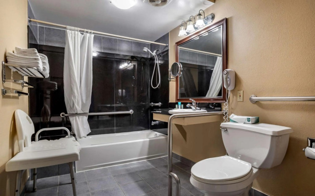 Budgetel Inns & Suites - Atlanta Galleria Stadium