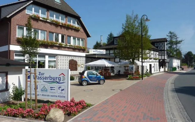 AKZENT Hotel Zur Wasserburg , bed & breakfast