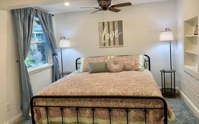 Lamb's Rest Inn B&B
