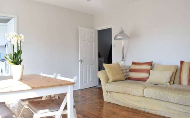 1 Bedroom Apartment In Highbury