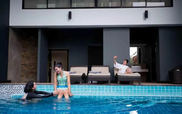 Iconic Suite(Sha Certified)