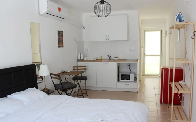 Lev Florentin Apartments