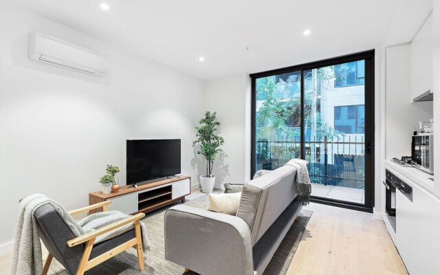 Roomerang at Garden Hill 1