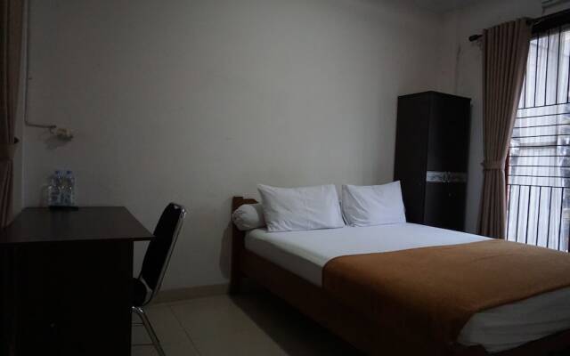 Rumah Sarwestri B&B