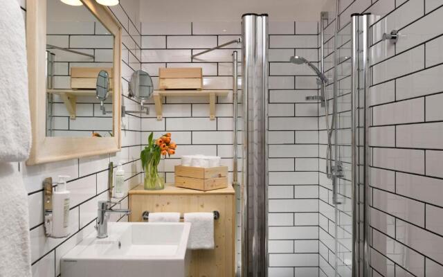 Piazza del Popolo Boutique Home