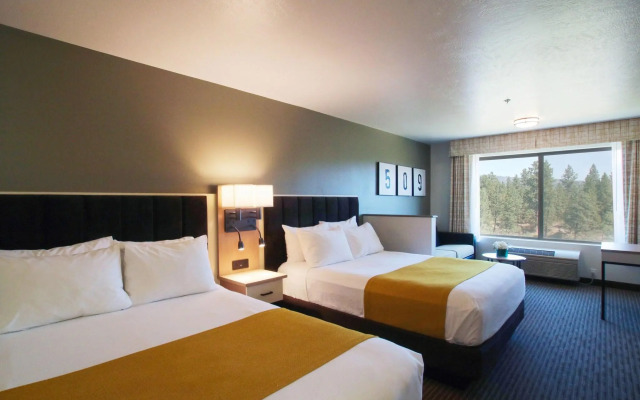 Oxford Suites Spokane Valley