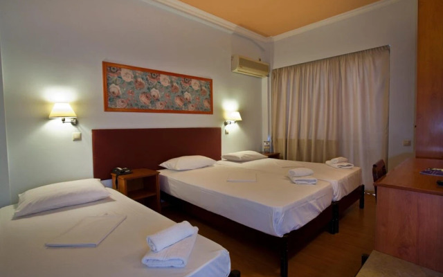 Grand Hotel Loutraki