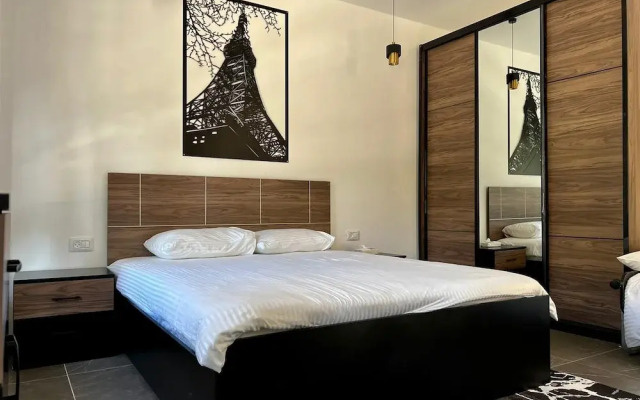 ZOZO Guesthouse