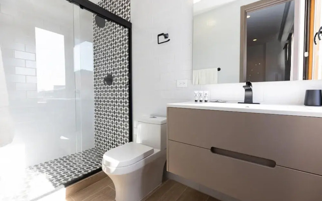The Danian Condo by Acomodo Casco Viejo